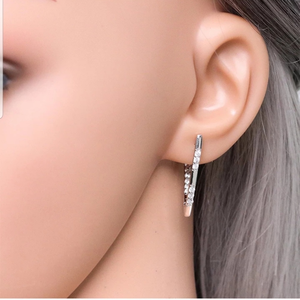 V Shaped Copper Brilliant CZ Hoop Earrings - Picture 2 of 8